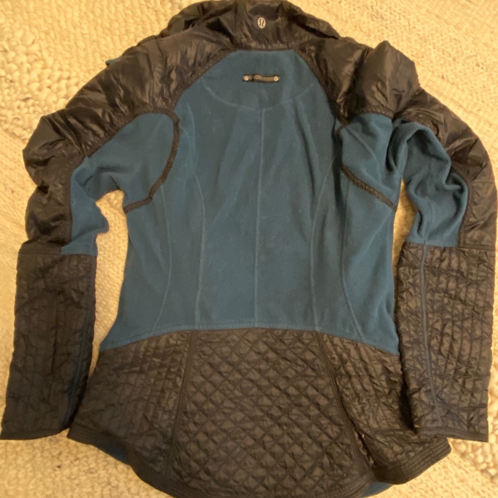 Lululemon Jacket - Picture 2 of 4